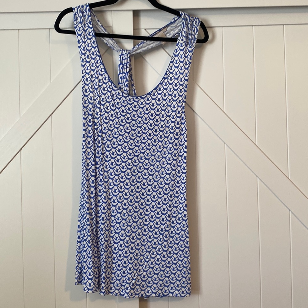 Banana Republic Blue & White Geometric Shape Cross Back Long Tank